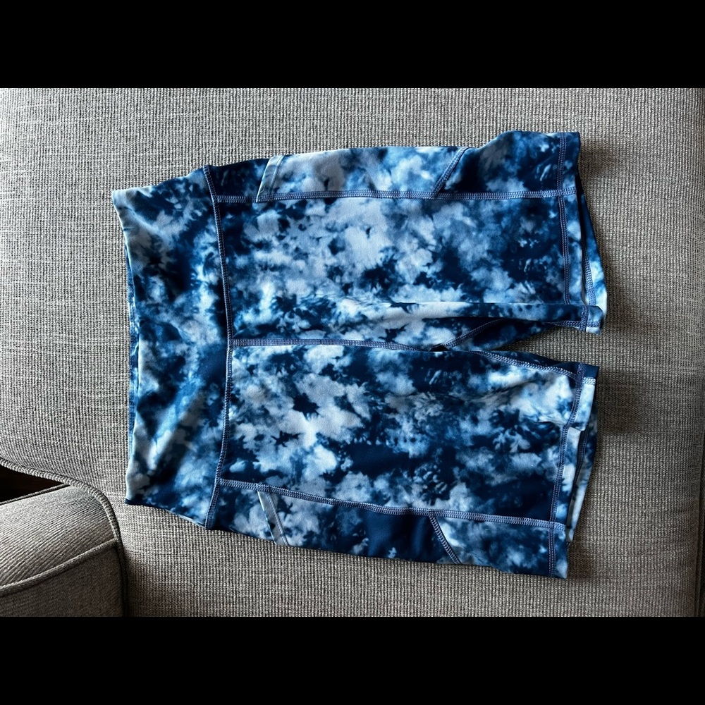 American Eagle Blue Tye Dye shorts with side pockets